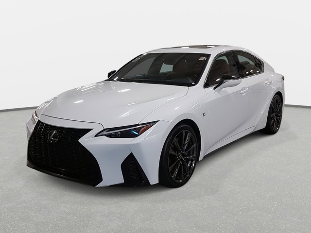 2022 Lexus IS
