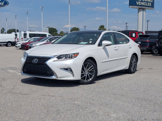 2017 Lexus ES