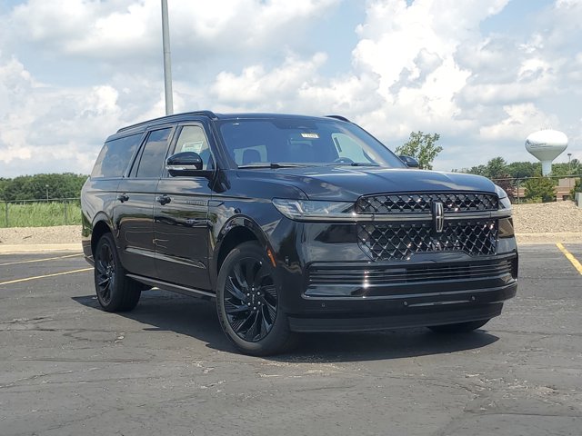 2025 Lincoln Navigator L