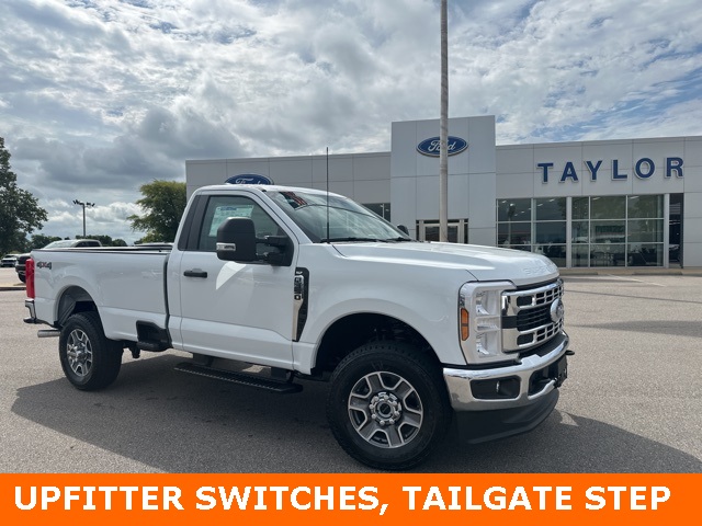 2025 Ford Super Duty F-350 SRW XLT