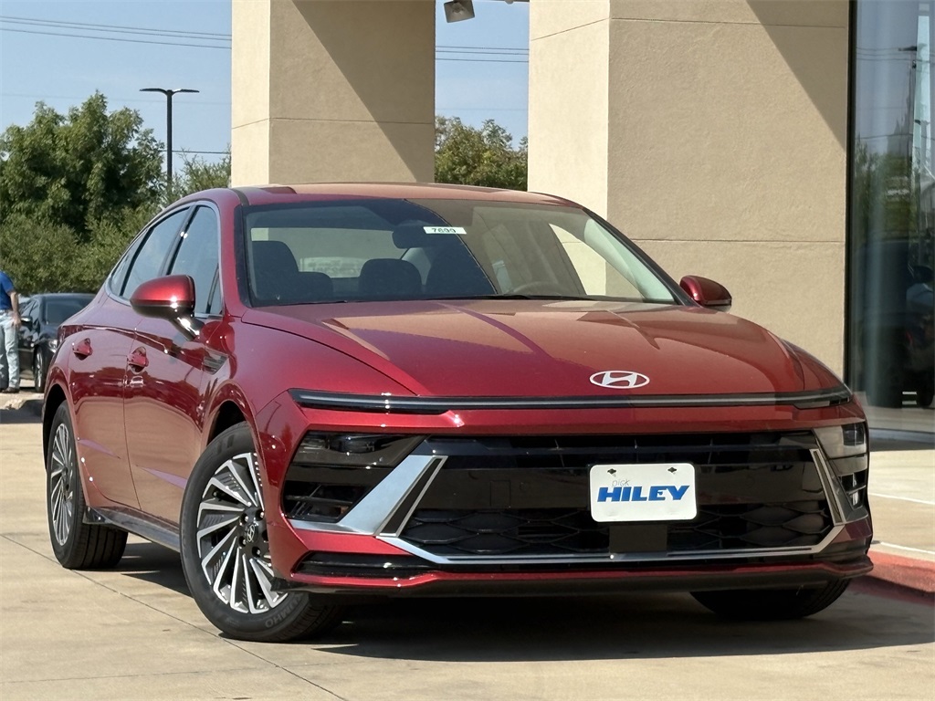 2025 Hyundai Sonata Hybrid