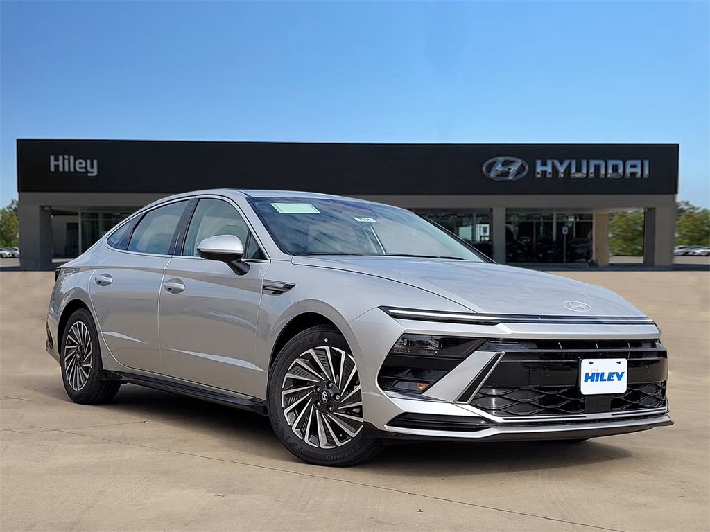 2025 Hyundai Sonata Hybrid