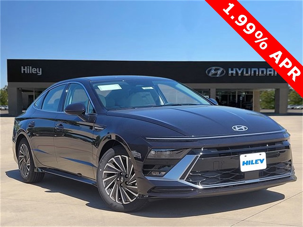 2025 Hyundai Sonata Hybrid