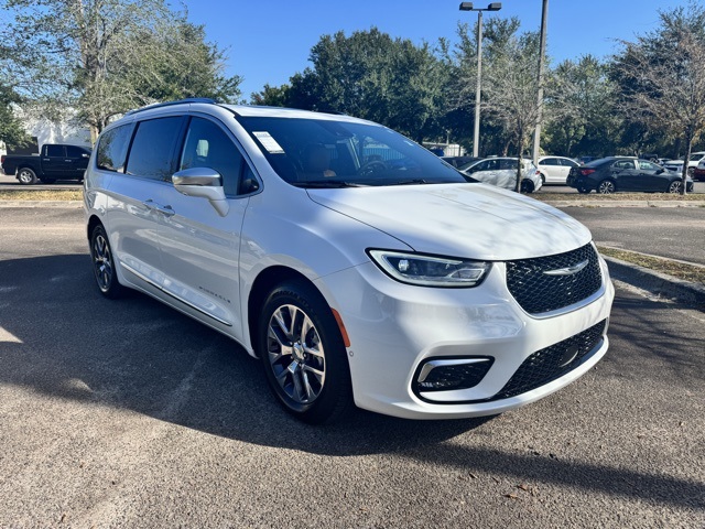 2024 Chrysler Pacifica