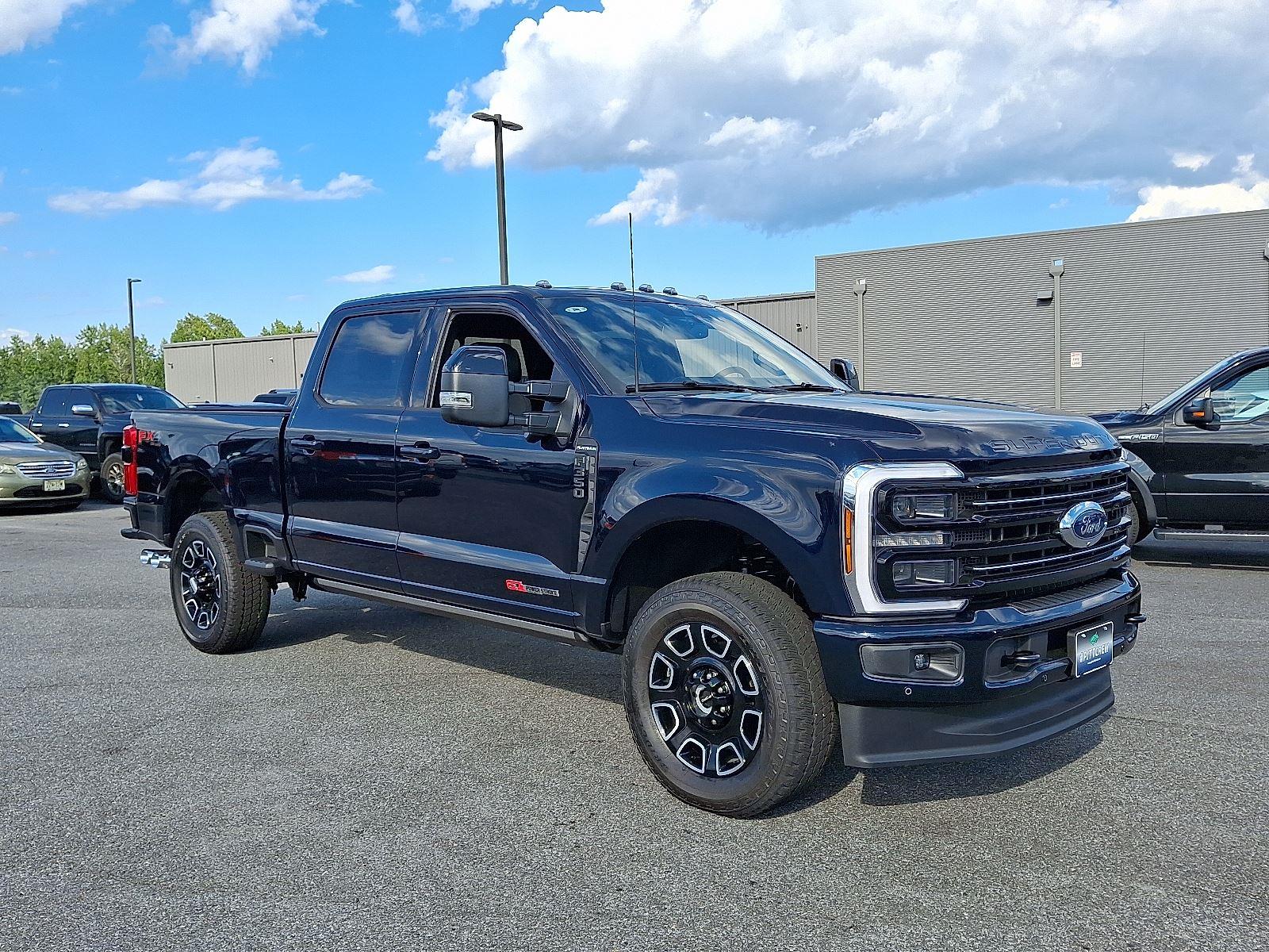 2025 Ford Super Duty F-350 SRW Platinum