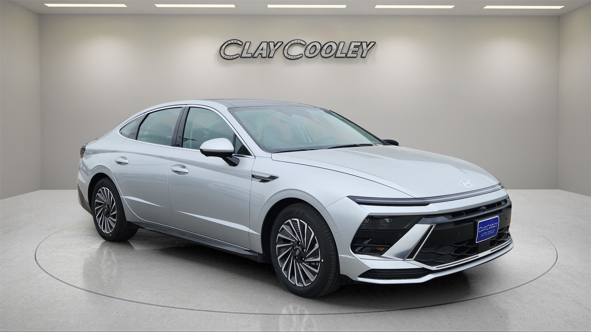 2025 Hyundai Sonata Hybrid