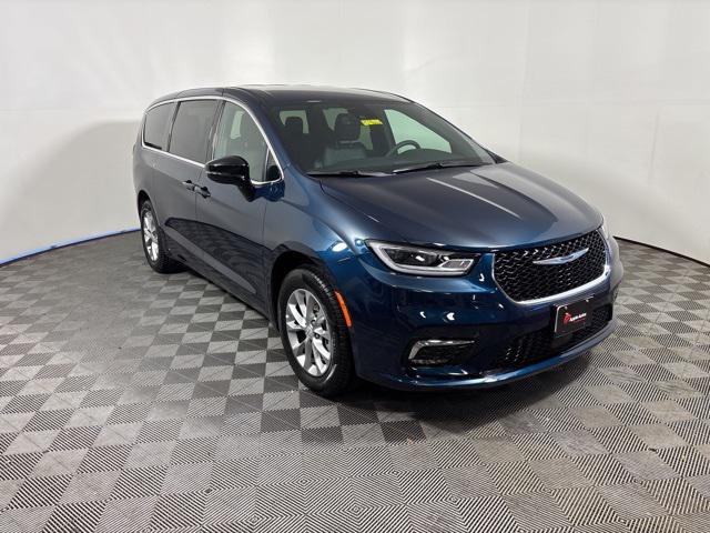 2025 Chrysler Pacifica