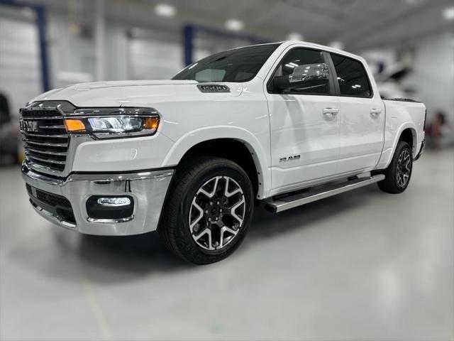 2025 Ram 1500 RAM 1500 LARAMIE CREW CAB 4X2 5'7' BOX