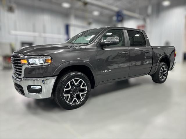 2025 Ram 1500 RAM 1500 LARAMIE CREW CAB 4X4 5'7' BOX