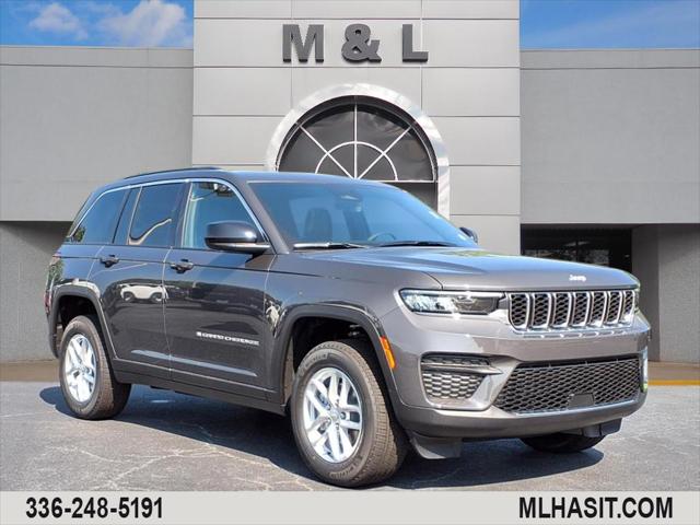 2025 Jeep Grand Cherokee GRAND CHEROKEE LAREDO X 4X4