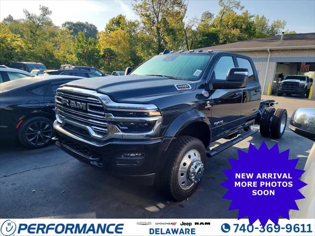 2026 Ram 5500 Chassis Cab RAM 5500 BIG HORN CHASSIS CREW CAB 4X4 60' CA