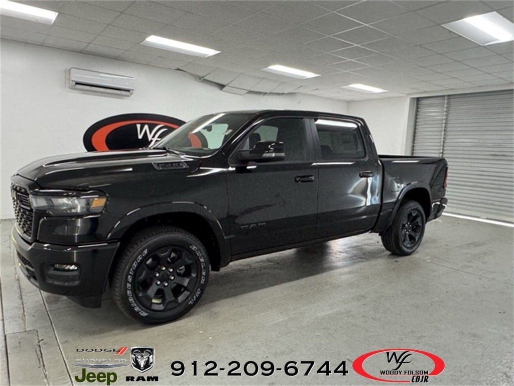 2026 Ram 1500 BIG HORN CREW CAB 4X4 5'7 BOX