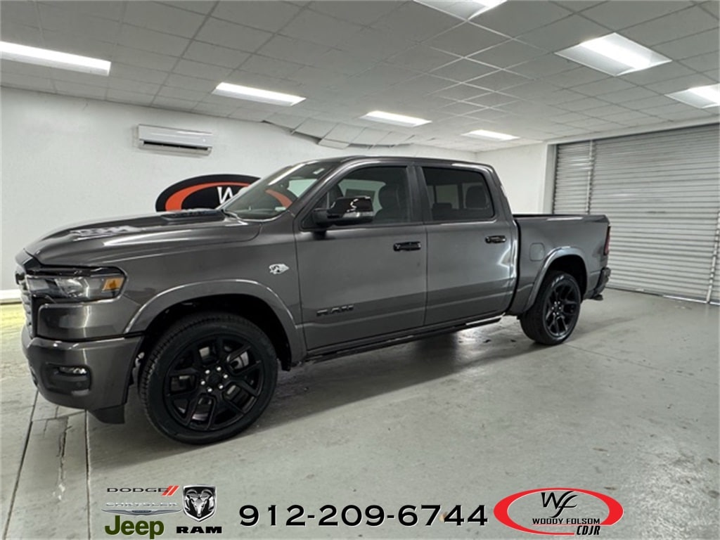 2026 Ram 1500 LARAMIE CREW CAB 4X4 5'7 BOX