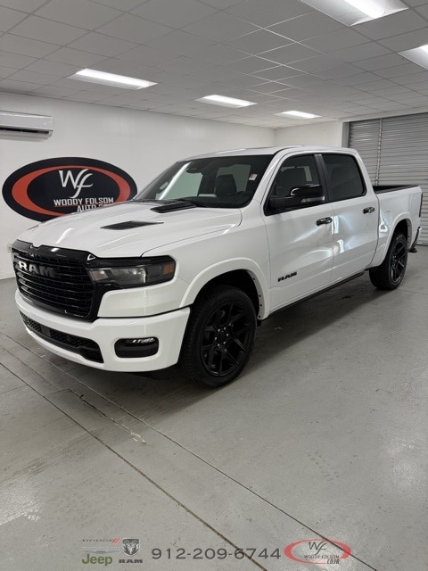 2026 Ram 1500 LARAMIE CREW CAB 4X4 5'7 BOX