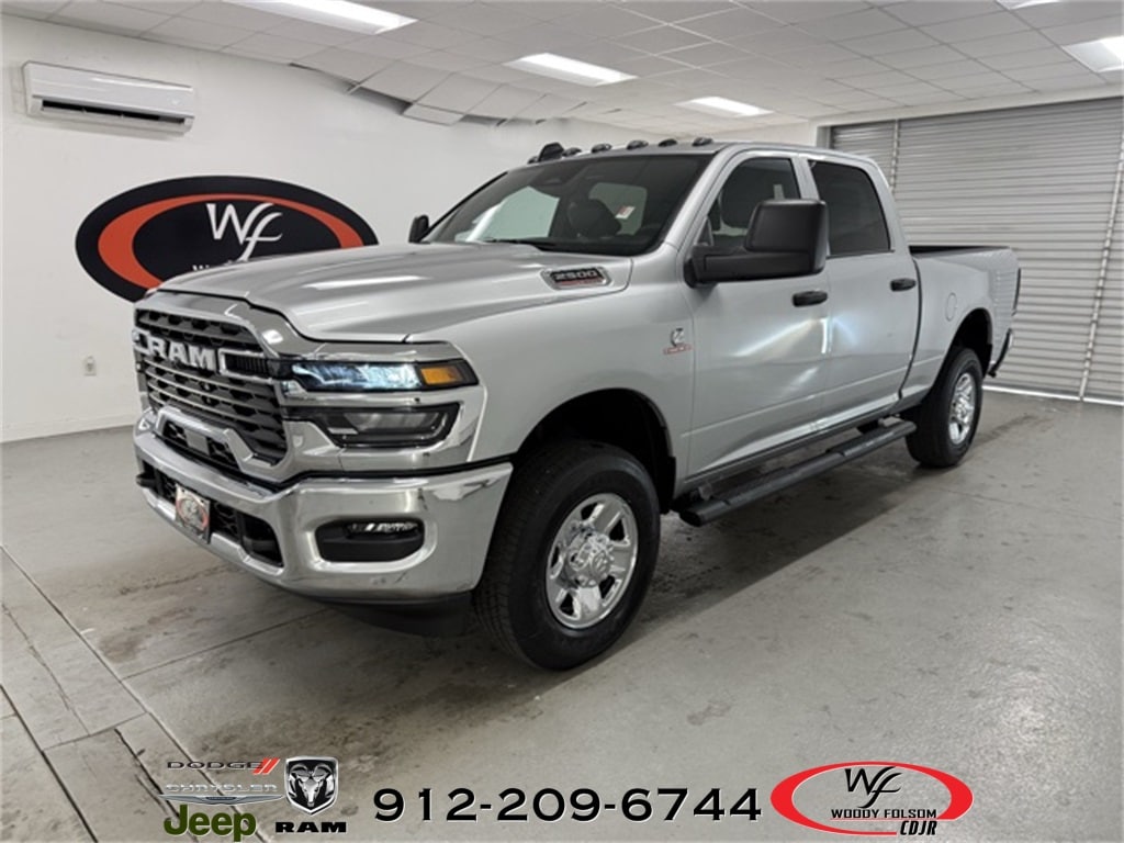 2026 Ram 2500 TRADESMAN CREW CAB 4X4 6'4 BOX