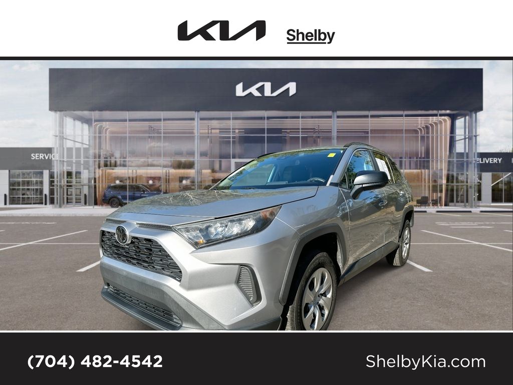2021 Toyota RAV4 LE
