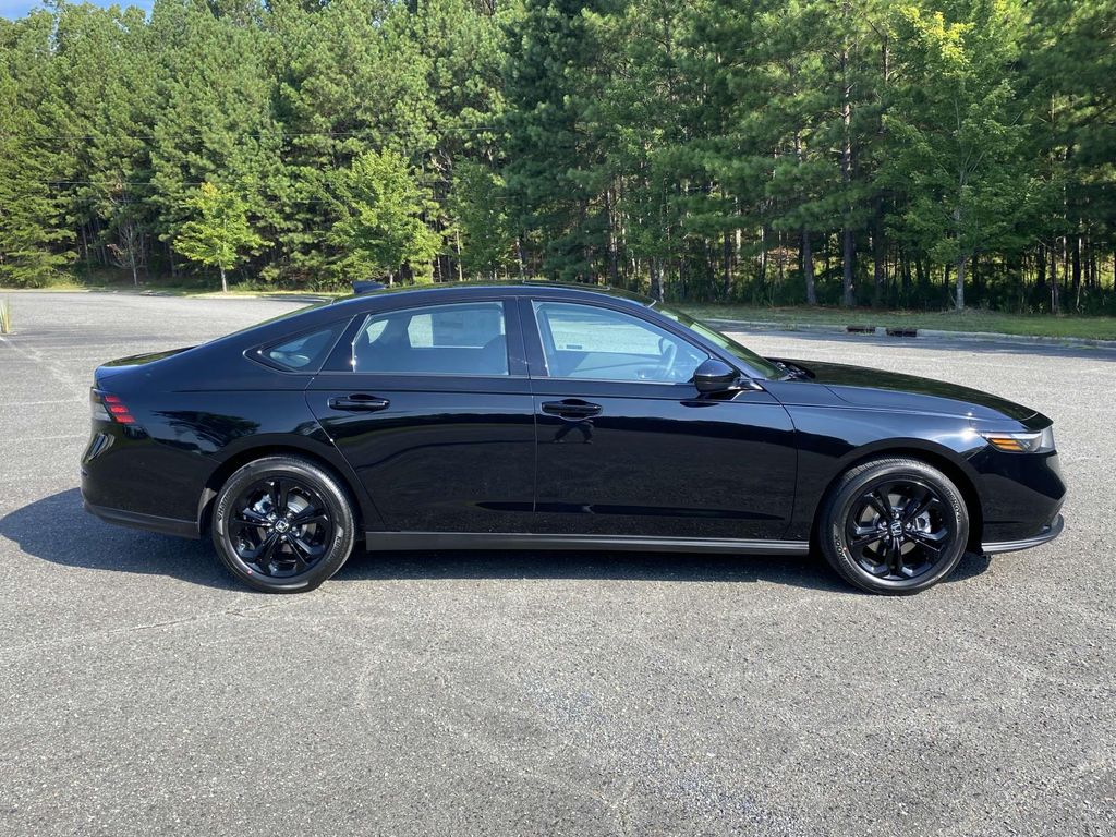 2025 Honda Accord Sedan SE