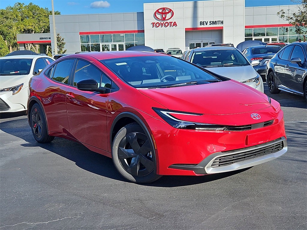 2026 Toyota Prius Plug-In Hybrid SE