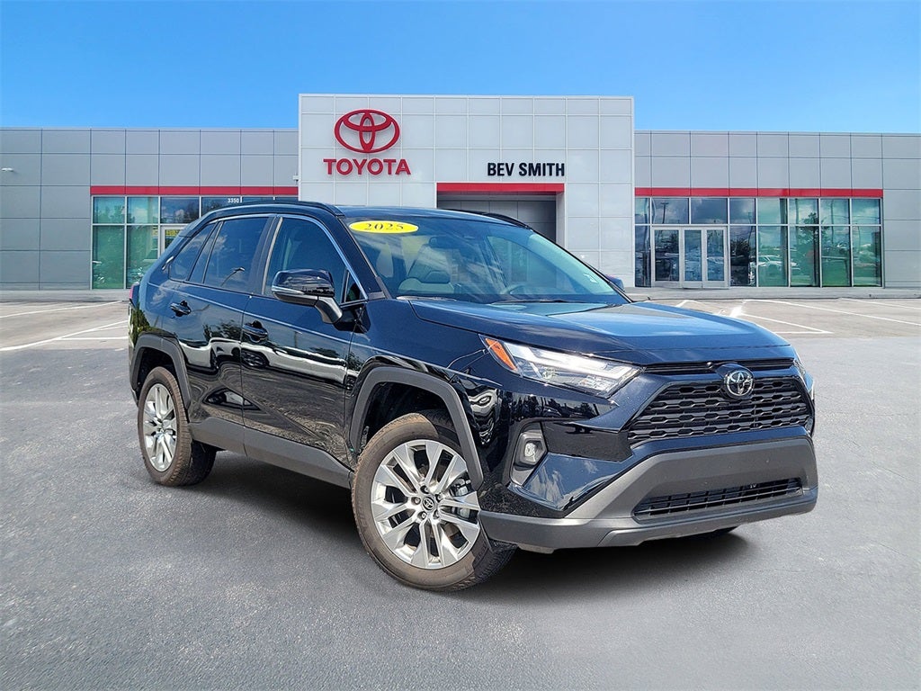 2025 Toyota RAV4