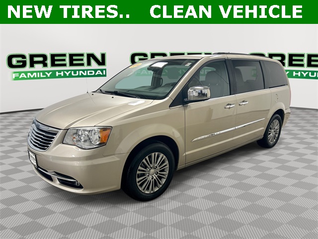 2014 Chrysler Town & Country