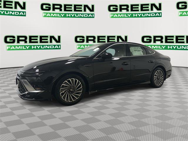 2025 Hyundai Sonata Hybrid
