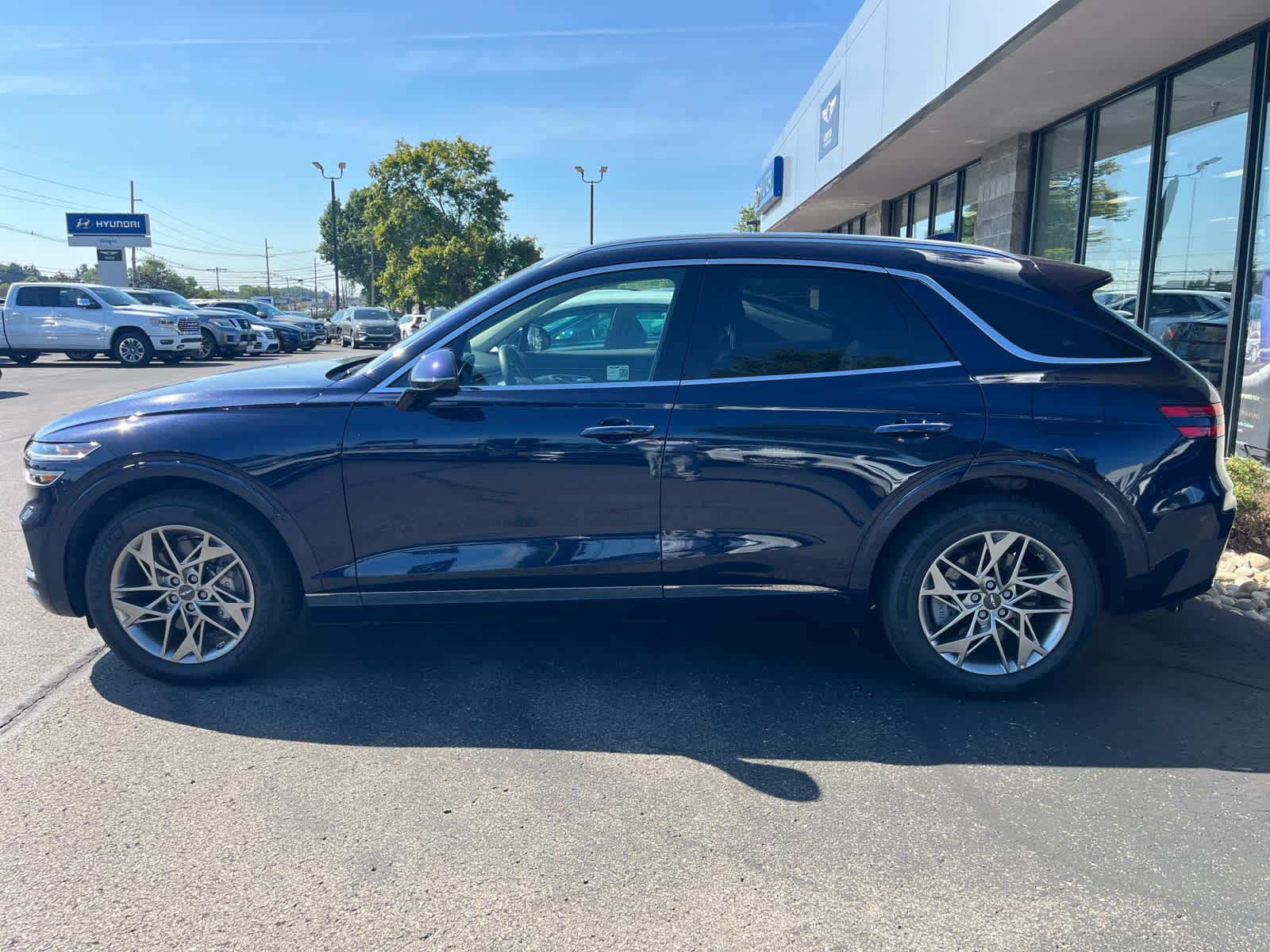 2025 Genesis Gv70