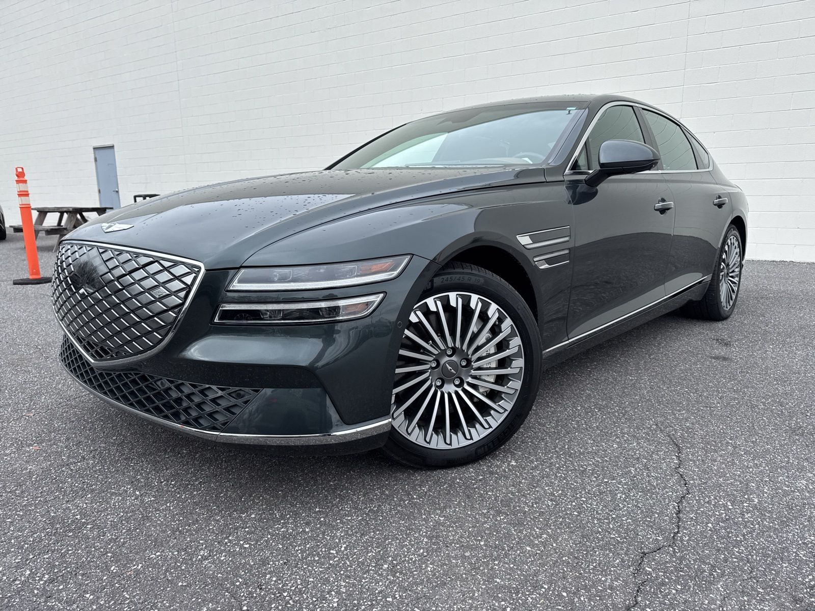 Genesis Electrified G80