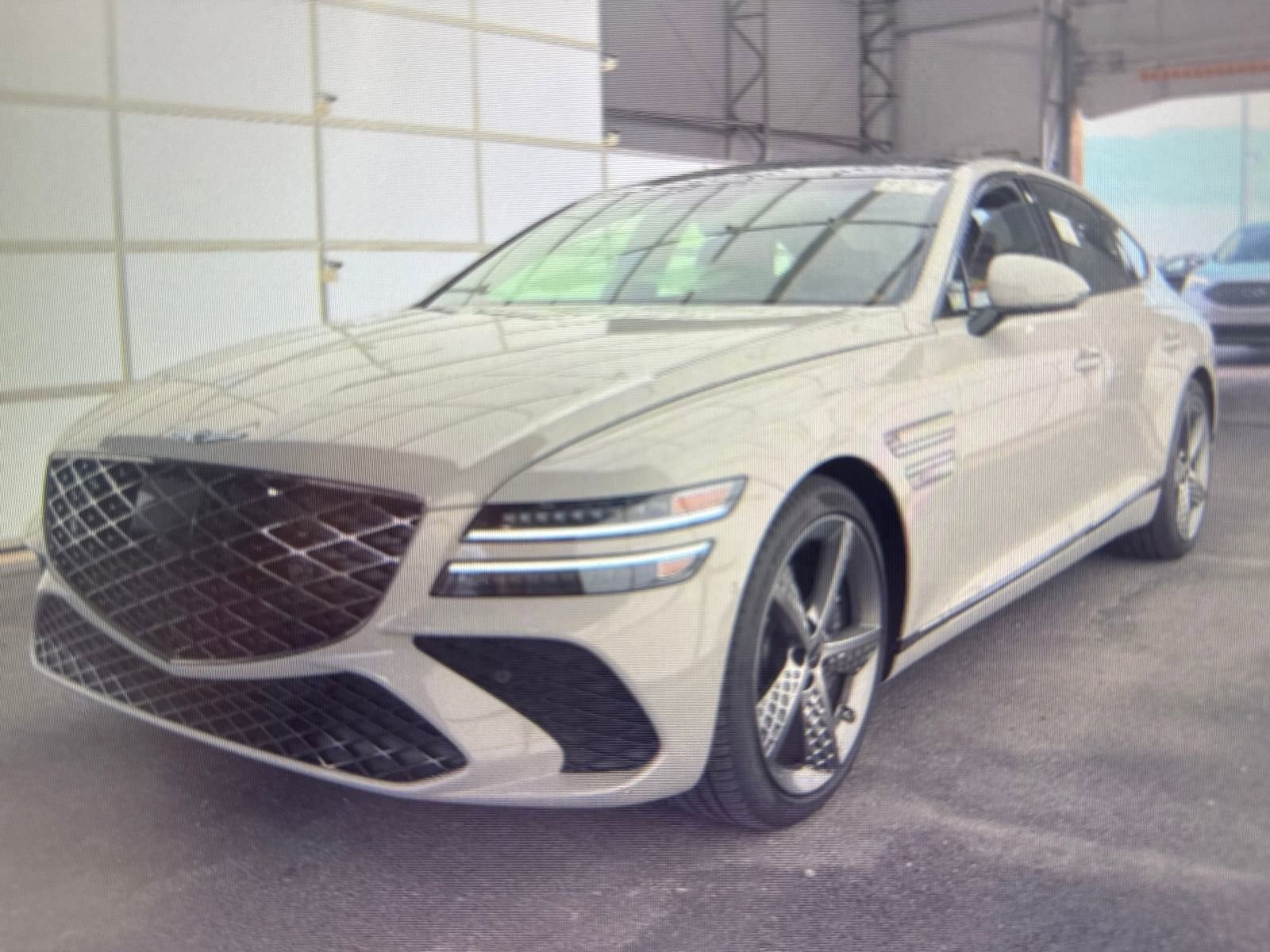 2025 Genesis G80