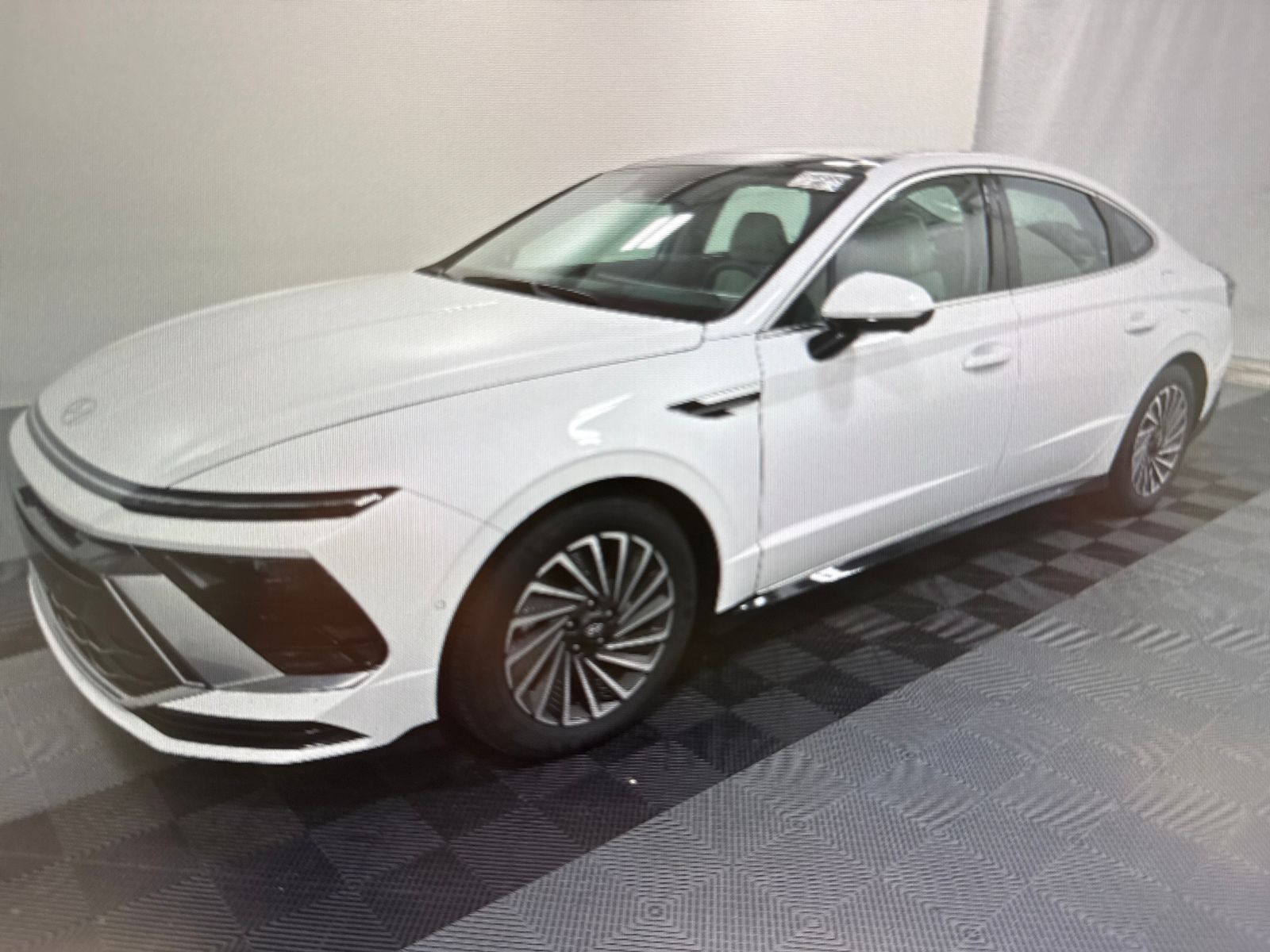 2025 Hyundai Sonata Hybrid