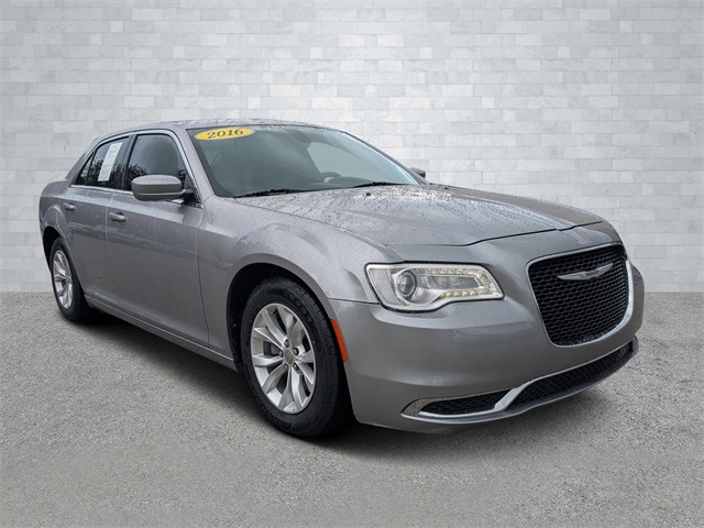 2016 Chrysler 300