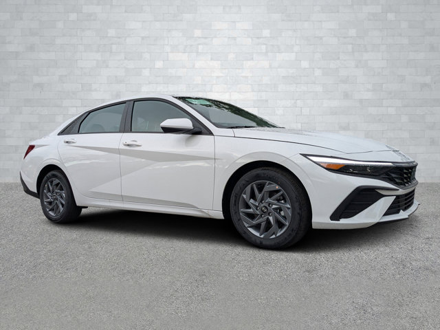 2025 Hyundai Elantra Hybrid