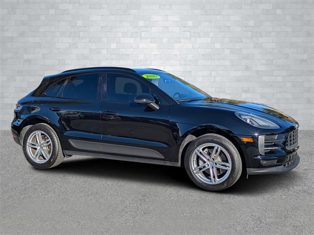 2020 Porsche Macan 