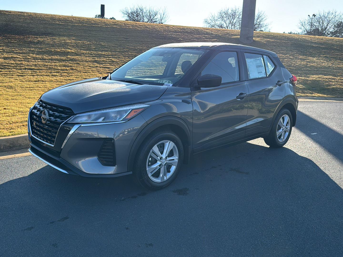 2025 Nissan Kicks Play S