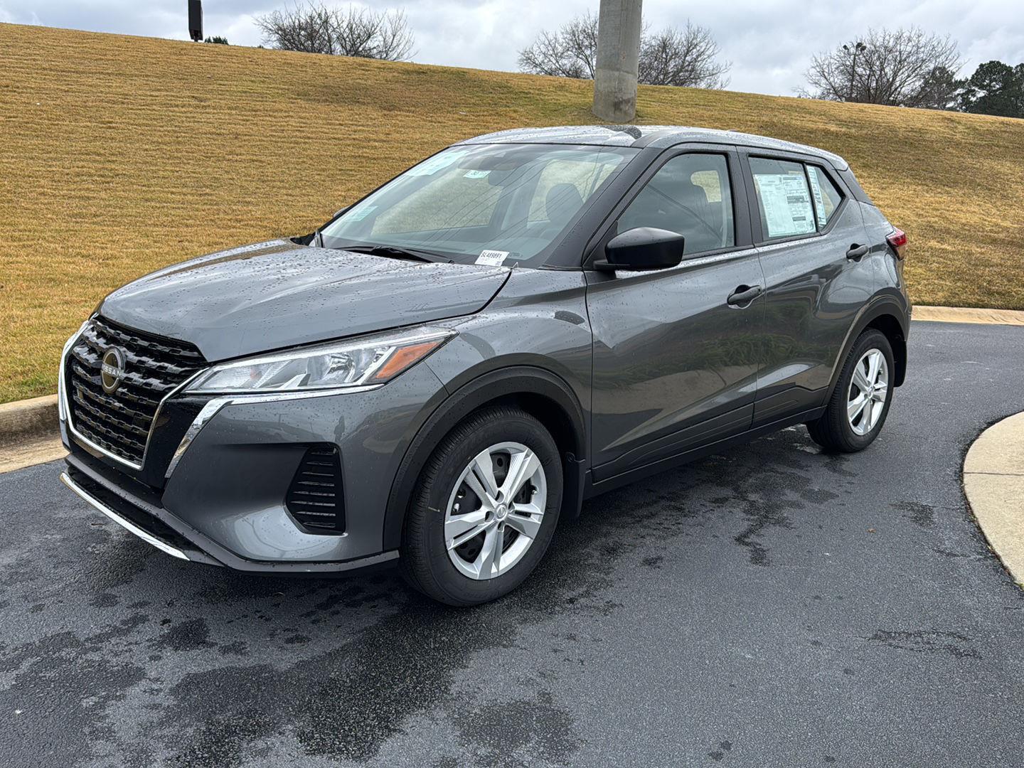 2025 Nissan Kicks Play S