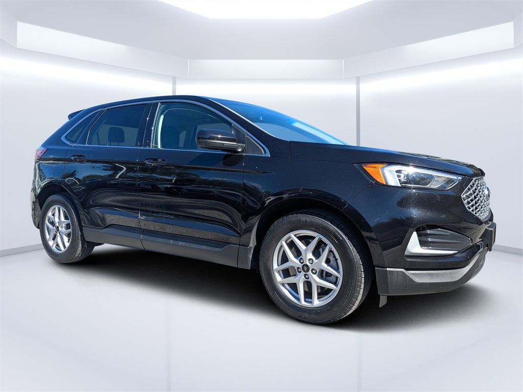 2023 Ford Edge