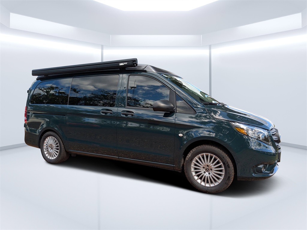 2021 Mercedes-Benz Metris Passenger Van