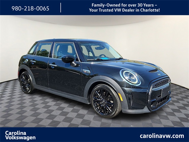 2024 MINI Hardtop 4 Door