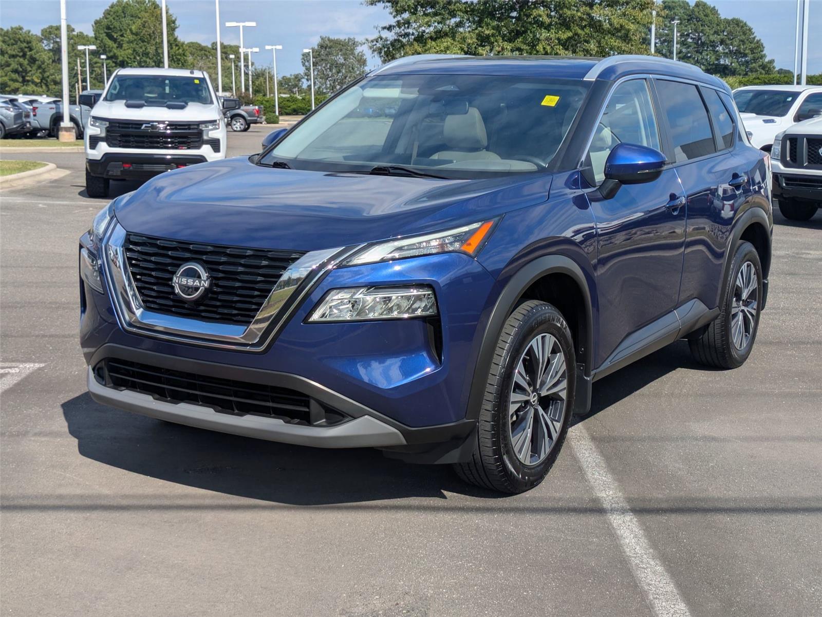 2022 Nissan Rogue SV