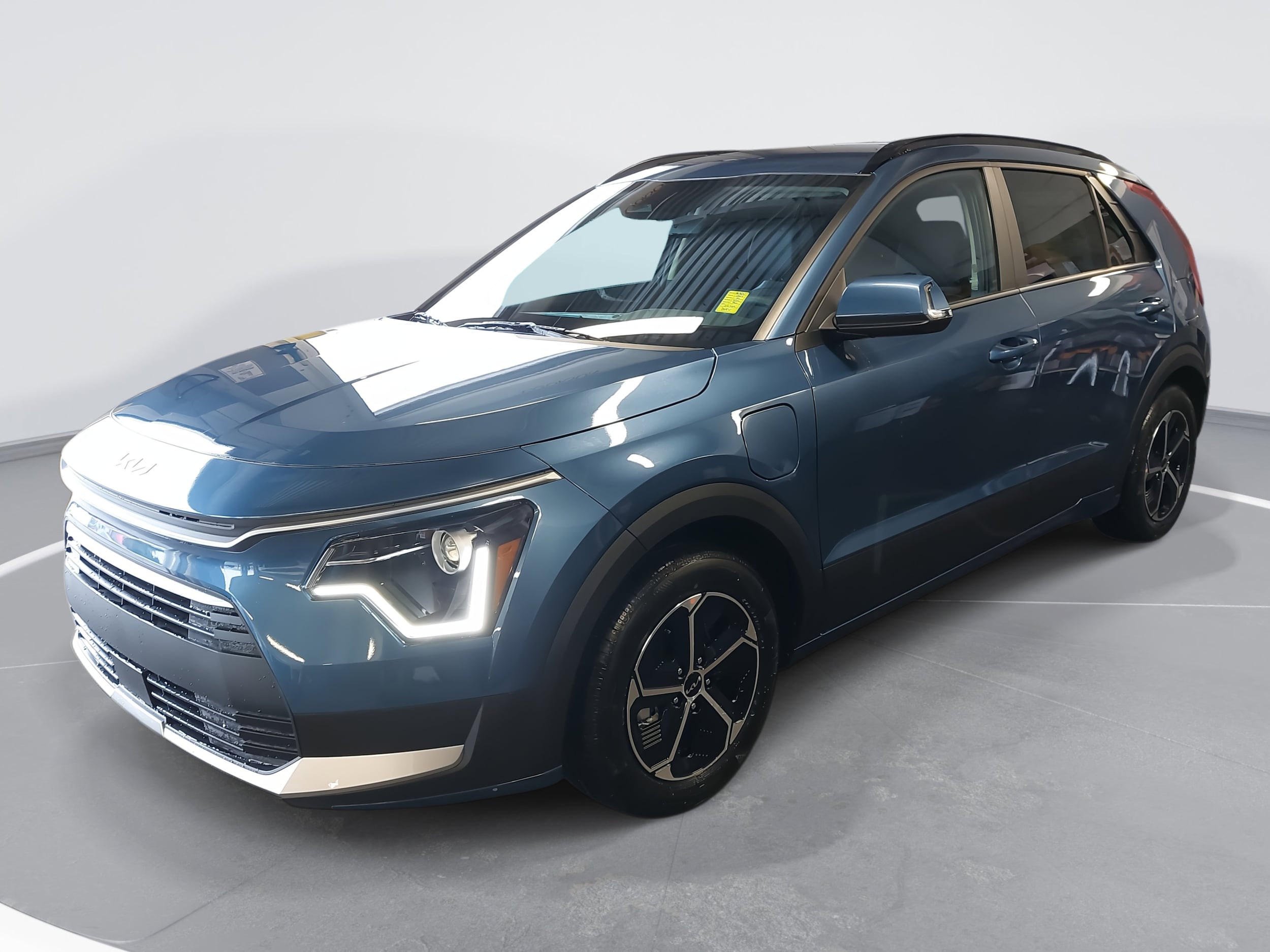 2025 Kia Niro Plug-in Hybrid