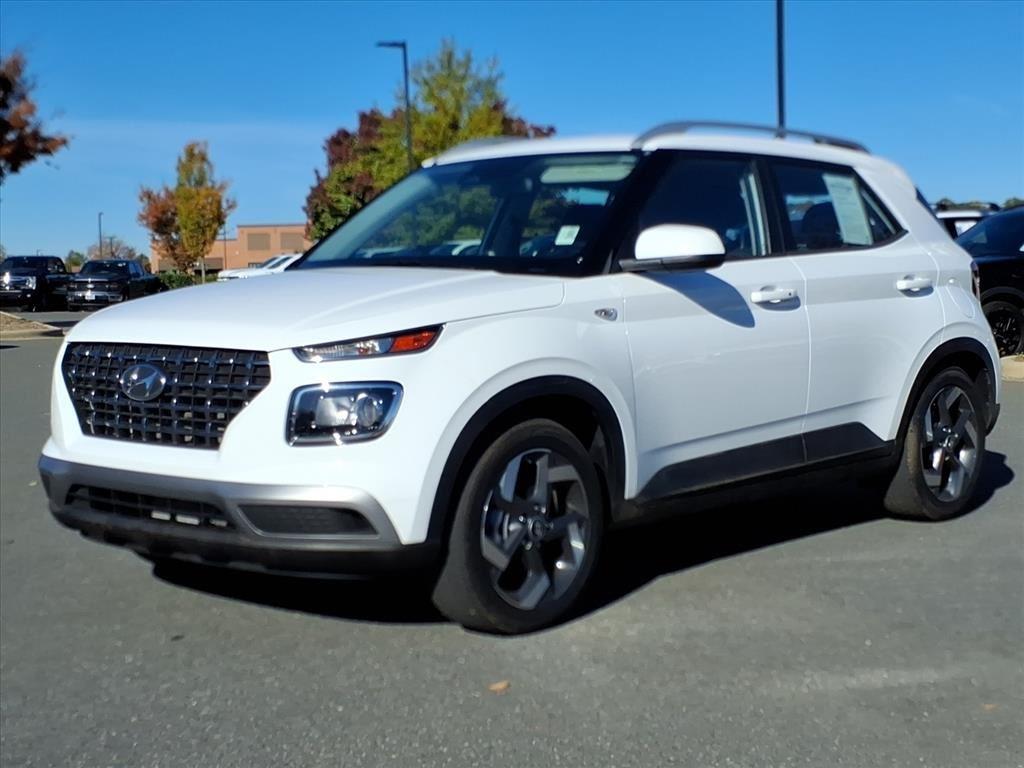 2024 Hyundai Venue SEL