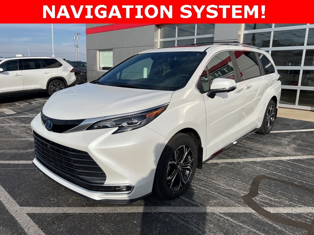 2025 Toyota Sienna Platinum