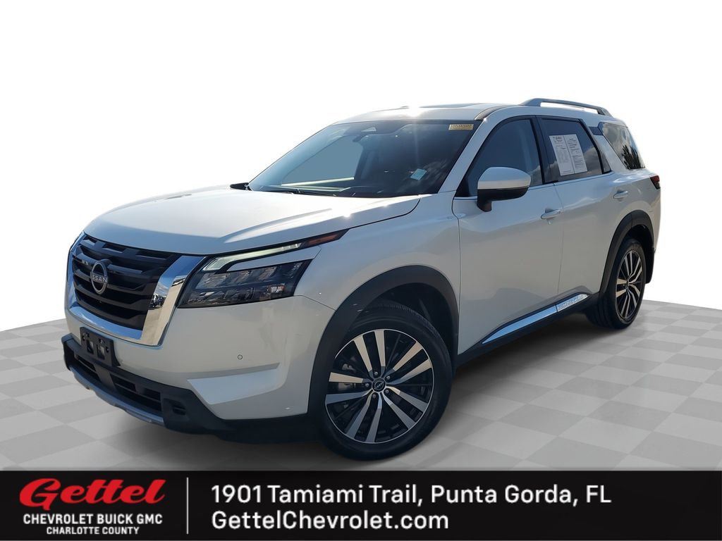 2025 Nissan Pathfinder Platinum