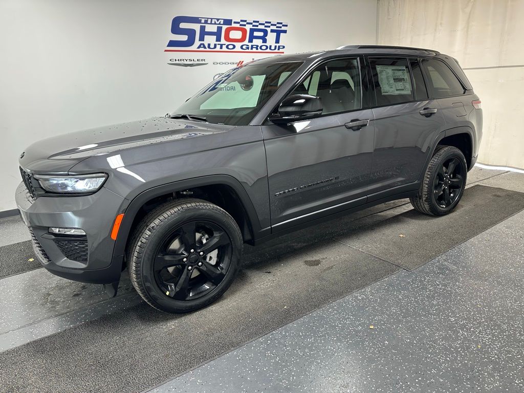 2025 Jeep Grand Cherokee LIMITED 4X4