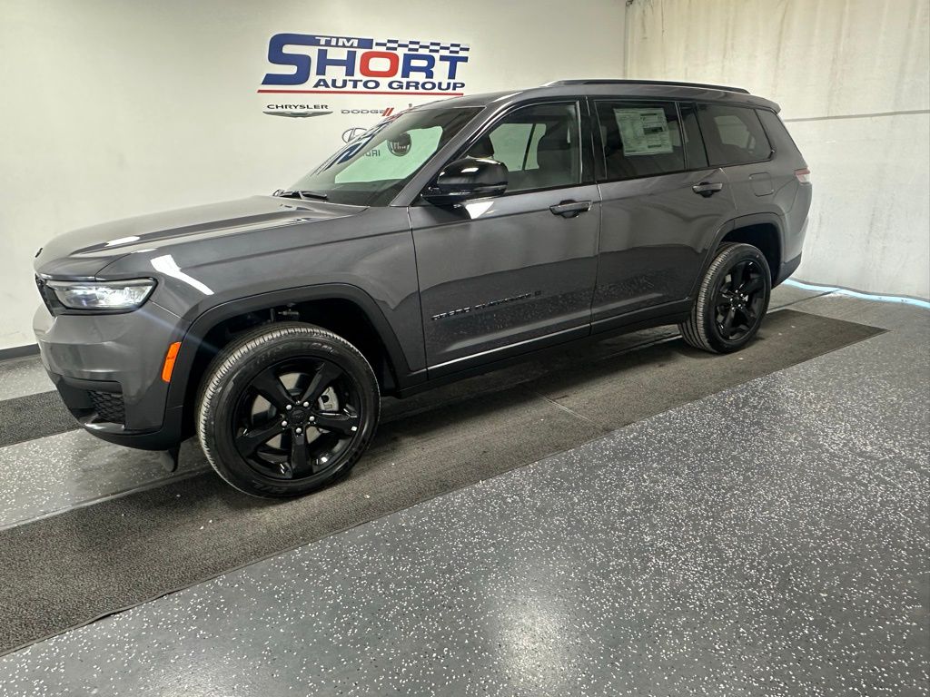 2025 Jeep Grand Cherokee L L ALTITUDE X 4X4