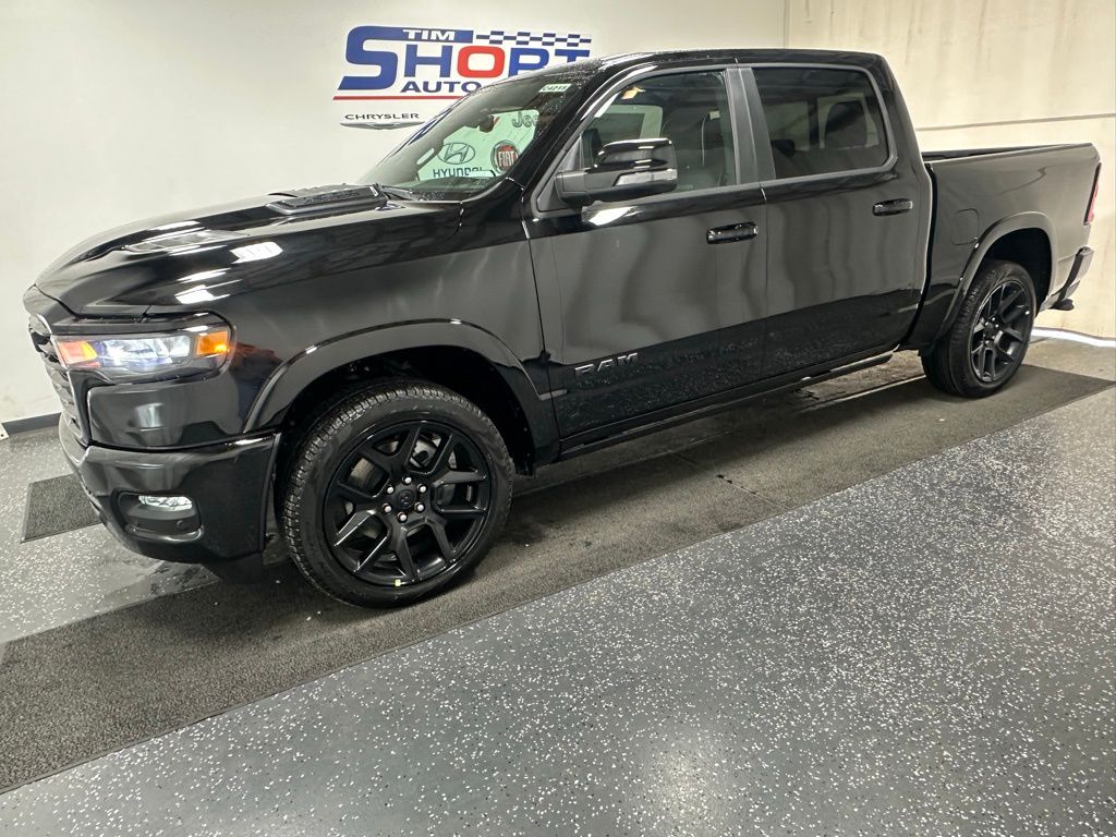 2026 Ram 1500 LARAMIE CREW CAB 4X4 5'7 BOX
