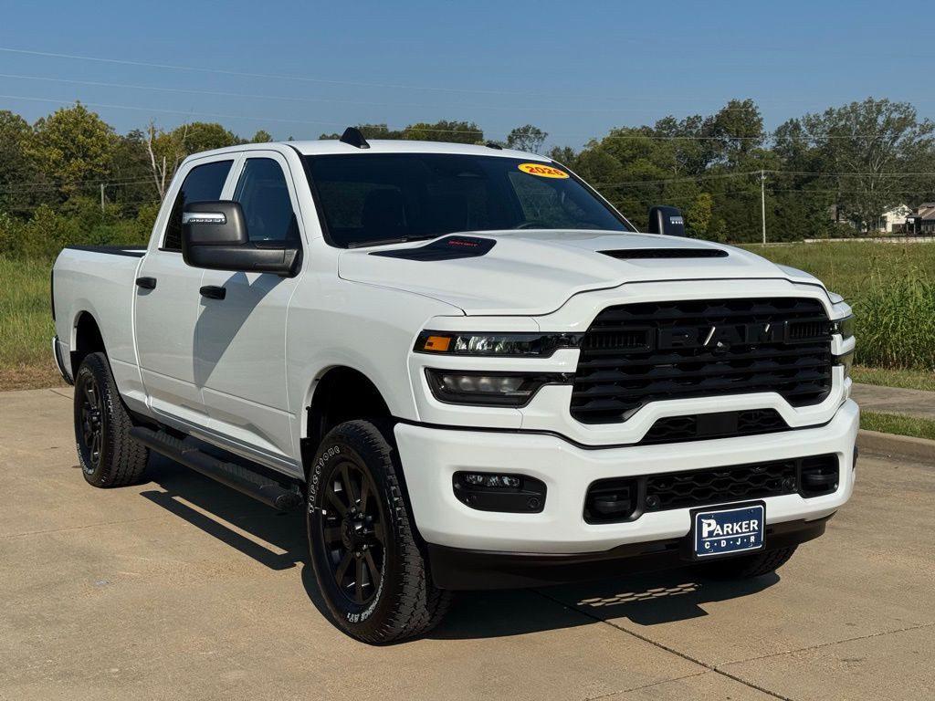 2026 Ram 2500 BLACK EXPRESS CREW CAB 4X4 6'4 BOX