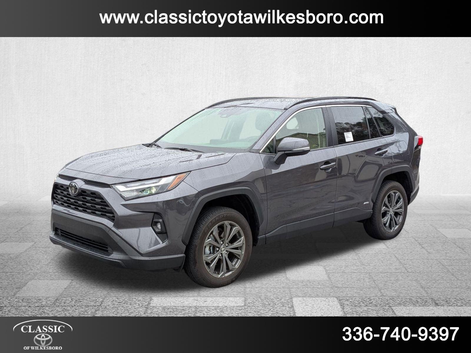 2025 Toyota RAV4 Hybrid XLE Premium