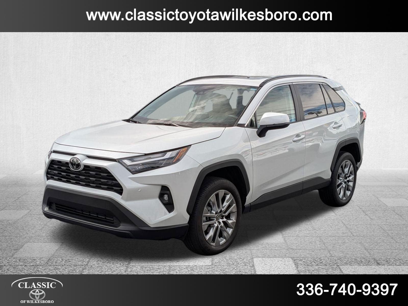 2025 Toyota RAV4 XLE Premium