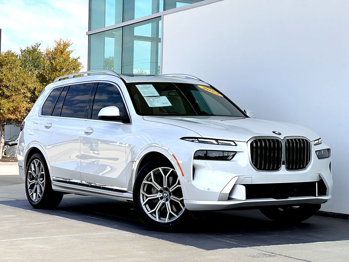 2023 BMW X7 xDrive40i
