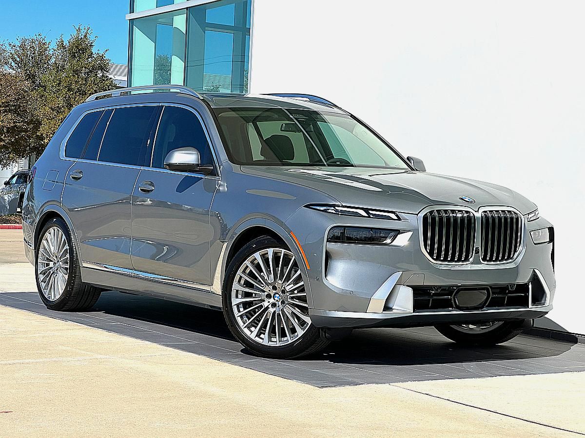 2025 BMW X7